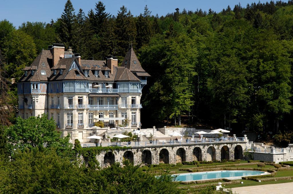 Chateau Des Avenieres Крузей Екстериор снимка