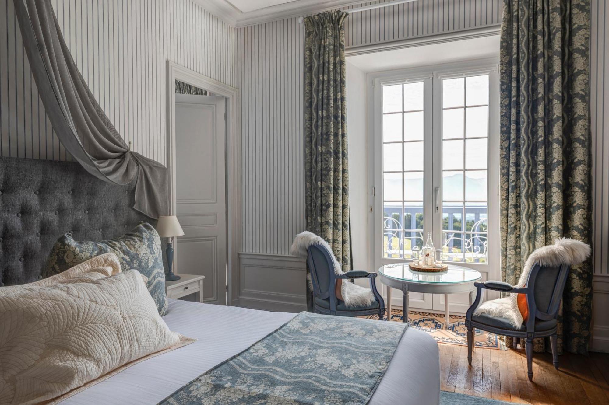 Chateau Des Avenieres Крузей Екстериор снимка