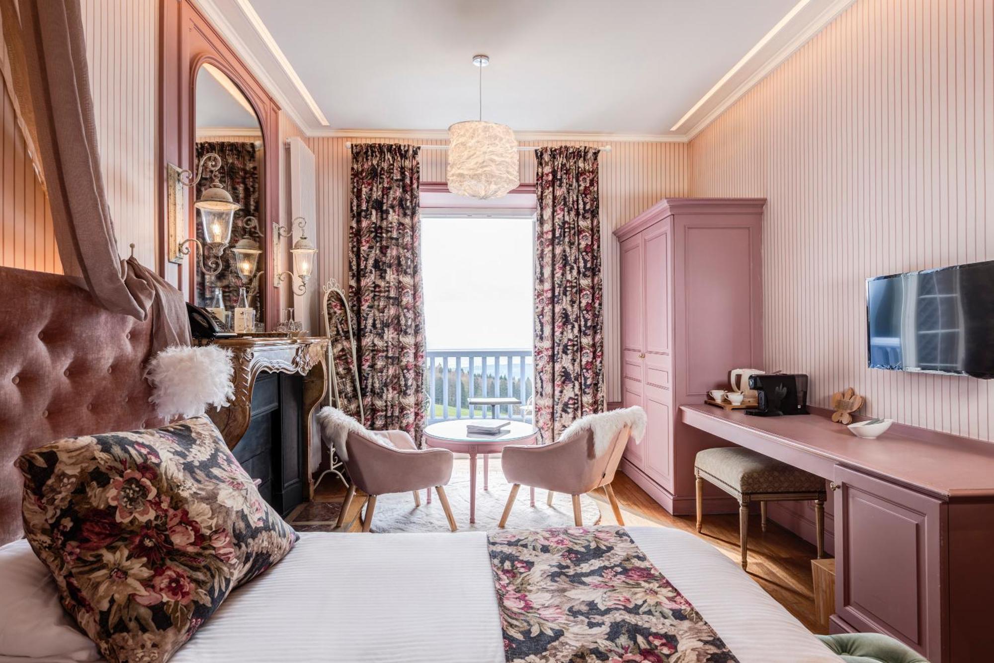 Chateau Des Avenieres Крузей Екстериор снимка