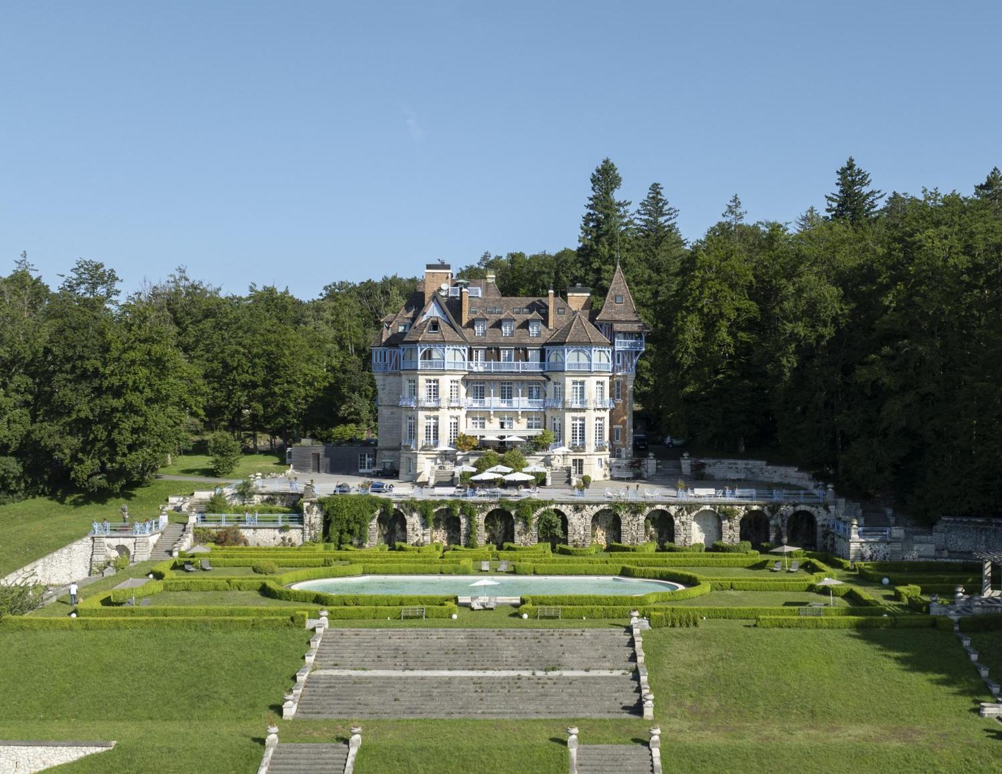 Chateau Des Avenieres Крузей Екстериор снимка